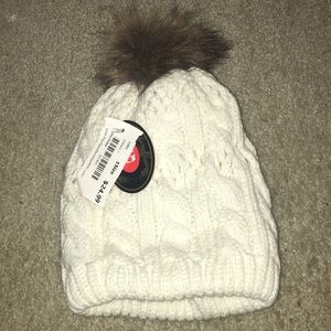 *BRAND NEW* Mystique Boutique Ivory Winter Hat